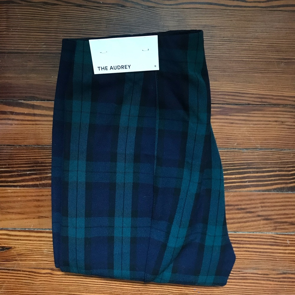 Ann Taylor Green & Navy Plaid Skinny Pants